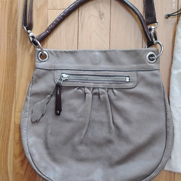 Roots Olivia Pebble Leather Purse - Picture 5 of 8